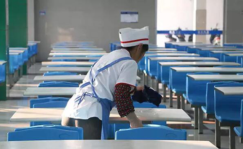 食堂里每天都在發(fā)生些什么，你一定不知道