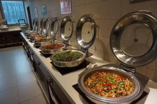 廣州超贊的午飯，都被這家食堂承包了