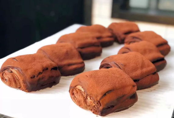 面包界新晉網(wǎng)紅食品【臟臟包】為什么這么火